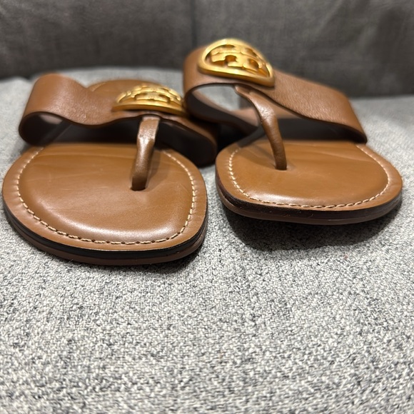 EUC Tory Burch Benton Band Calf Leather Flat
Thong Sandals - Picture 8 of 8